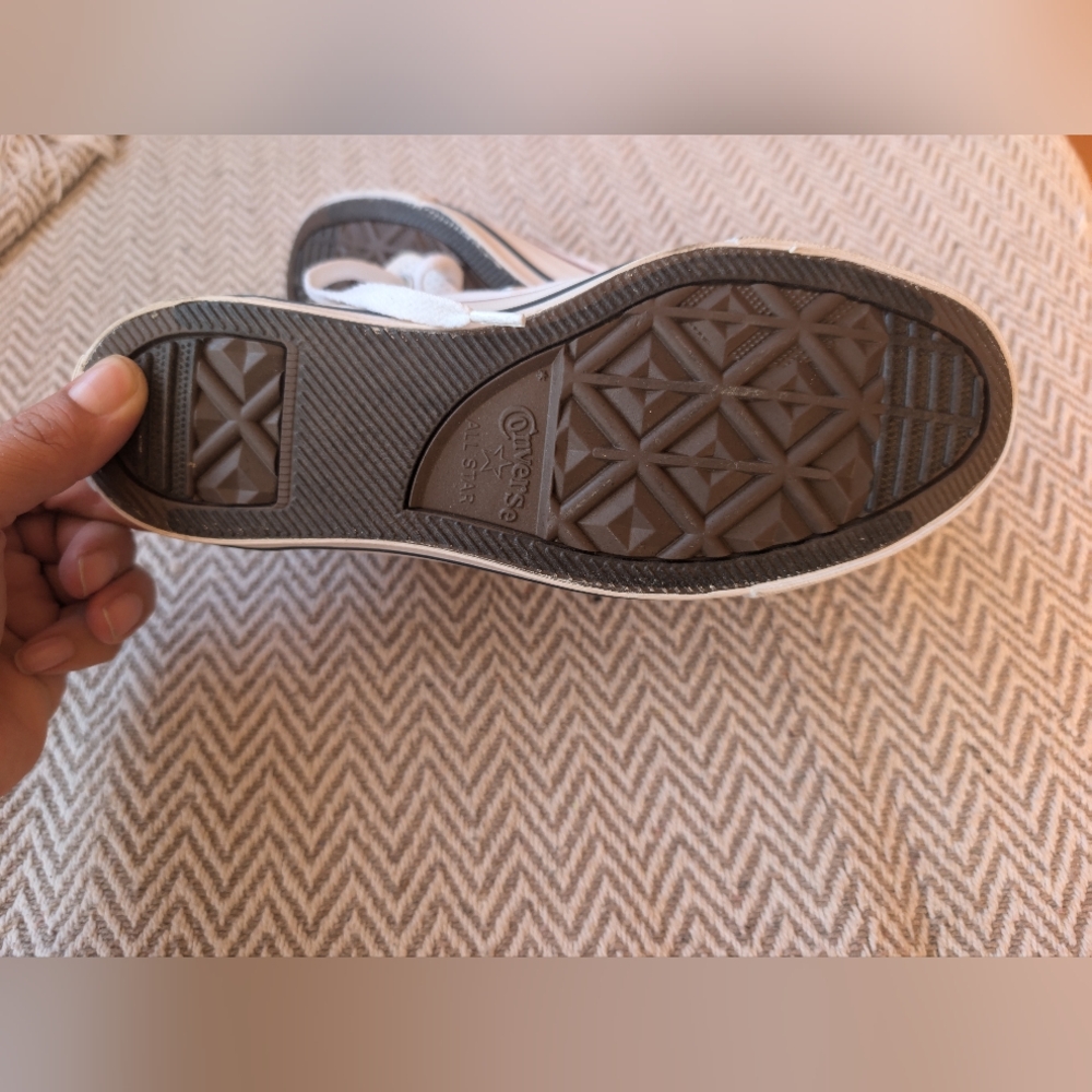 Converse White Canvas High-Tops - Picture 7 of 9